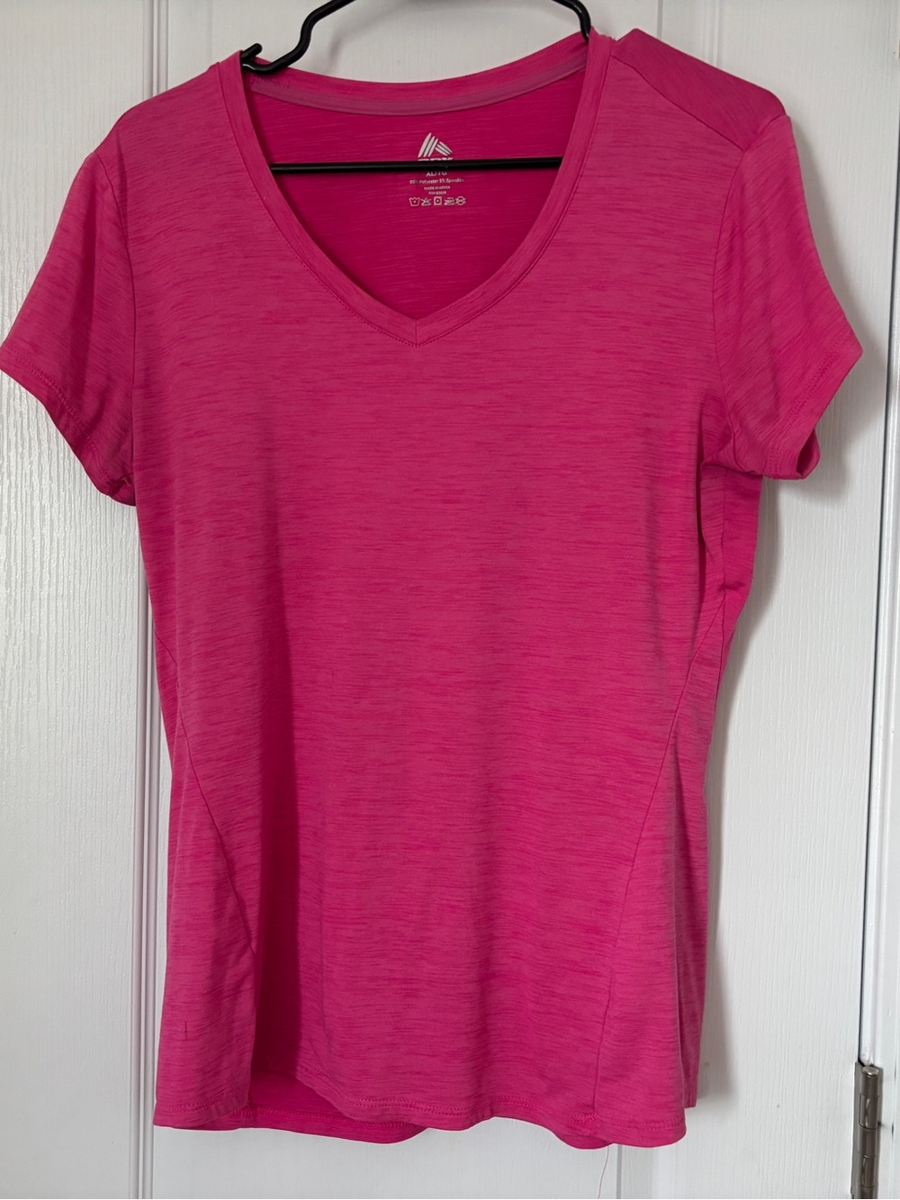 Women’s Hot Pink V-Neck - XL